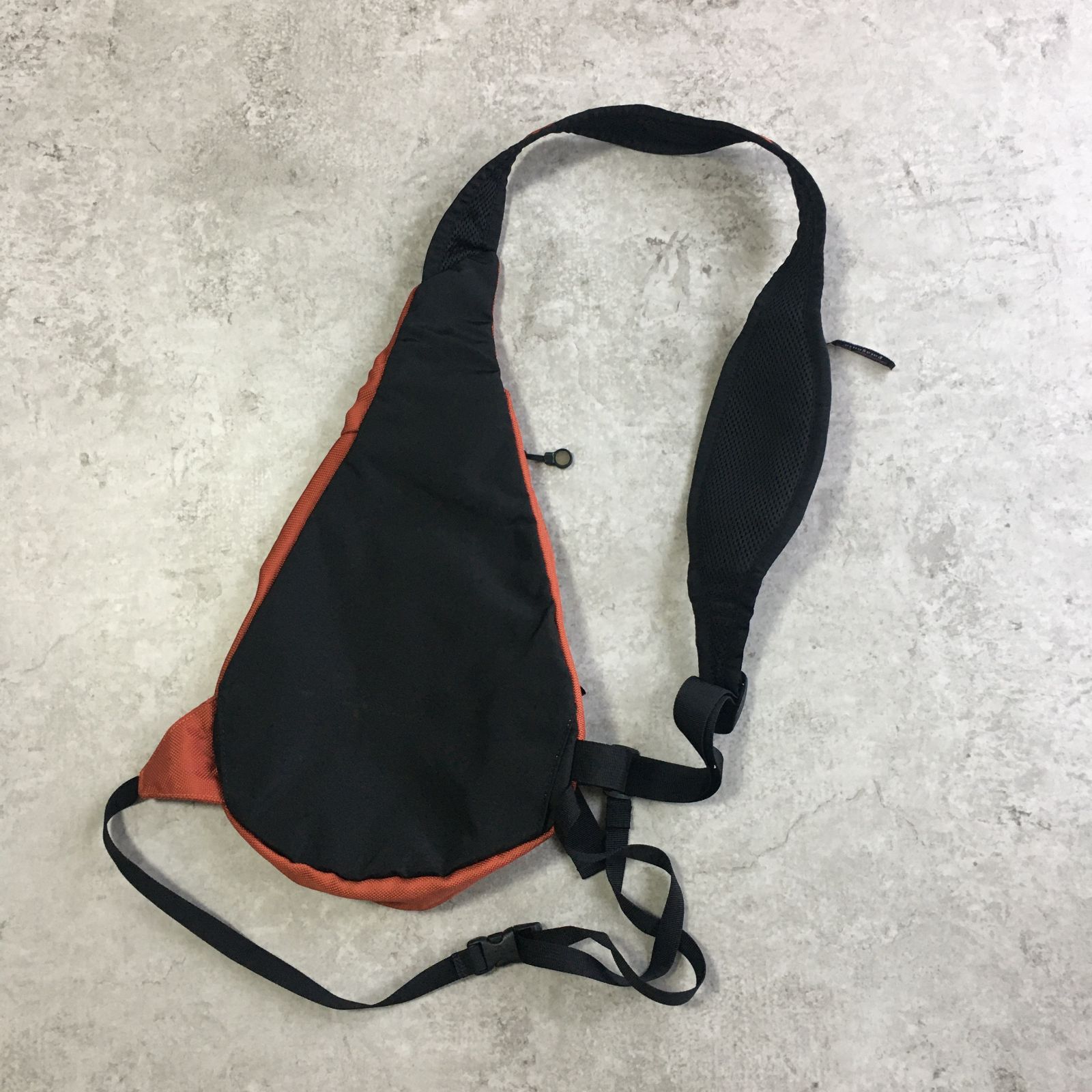 00s Patagonia atom sling bag 旧モデル パタゴニア 00s Patagonia atom sling bag old model Black [Used EXC
