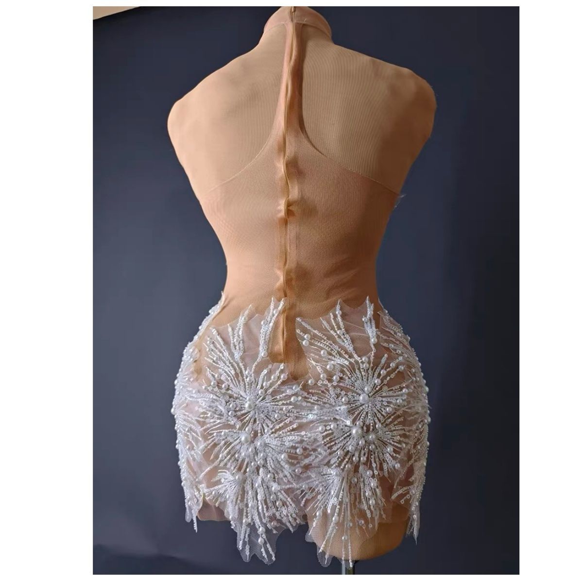 ホルターネック ストラップ