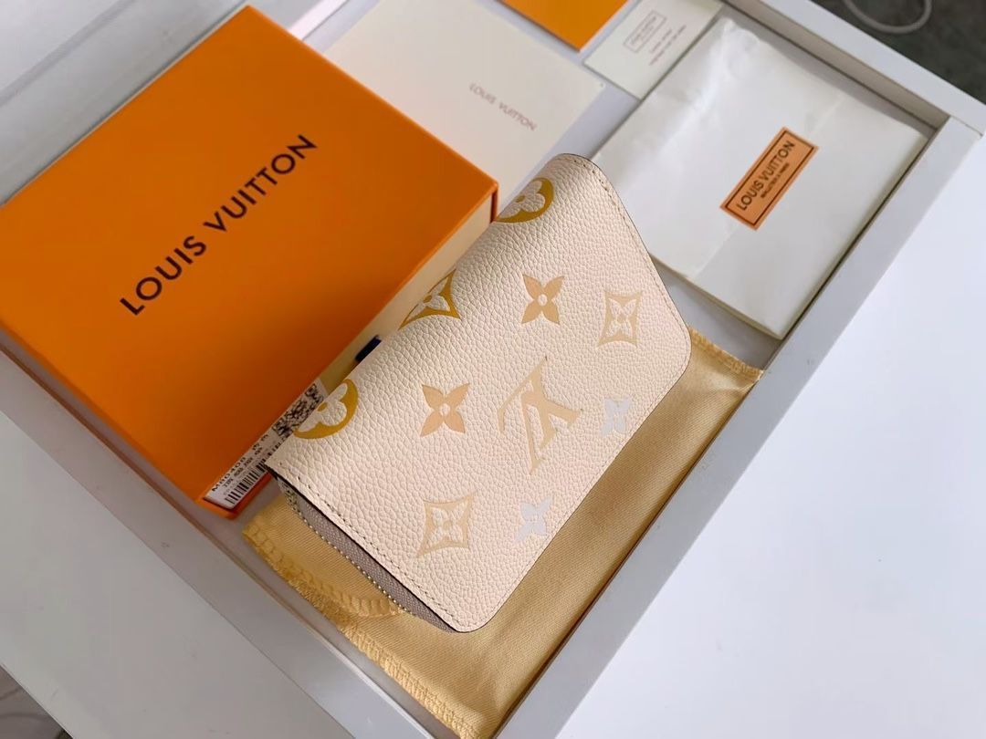 Dior モノグラム コインケース本物 org.jpg
