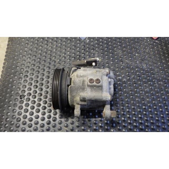 サンバー エアコンコンプレッサー 73111TC030 73111TC031 サンバー GD