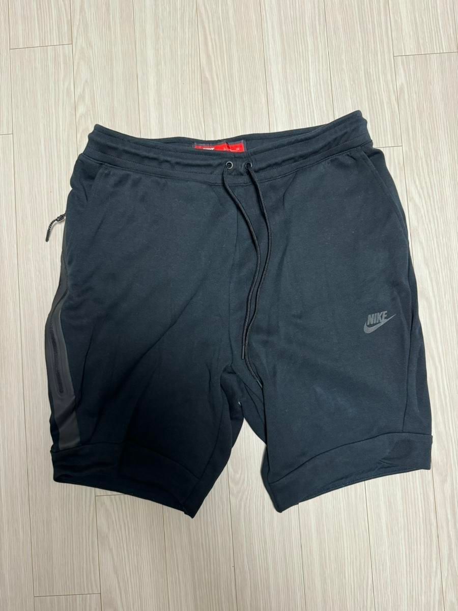 【雷市場（ポンジャン）商品韓国直送】Nike(ナイキ） テックフィット ショートパンツ 黒 XL