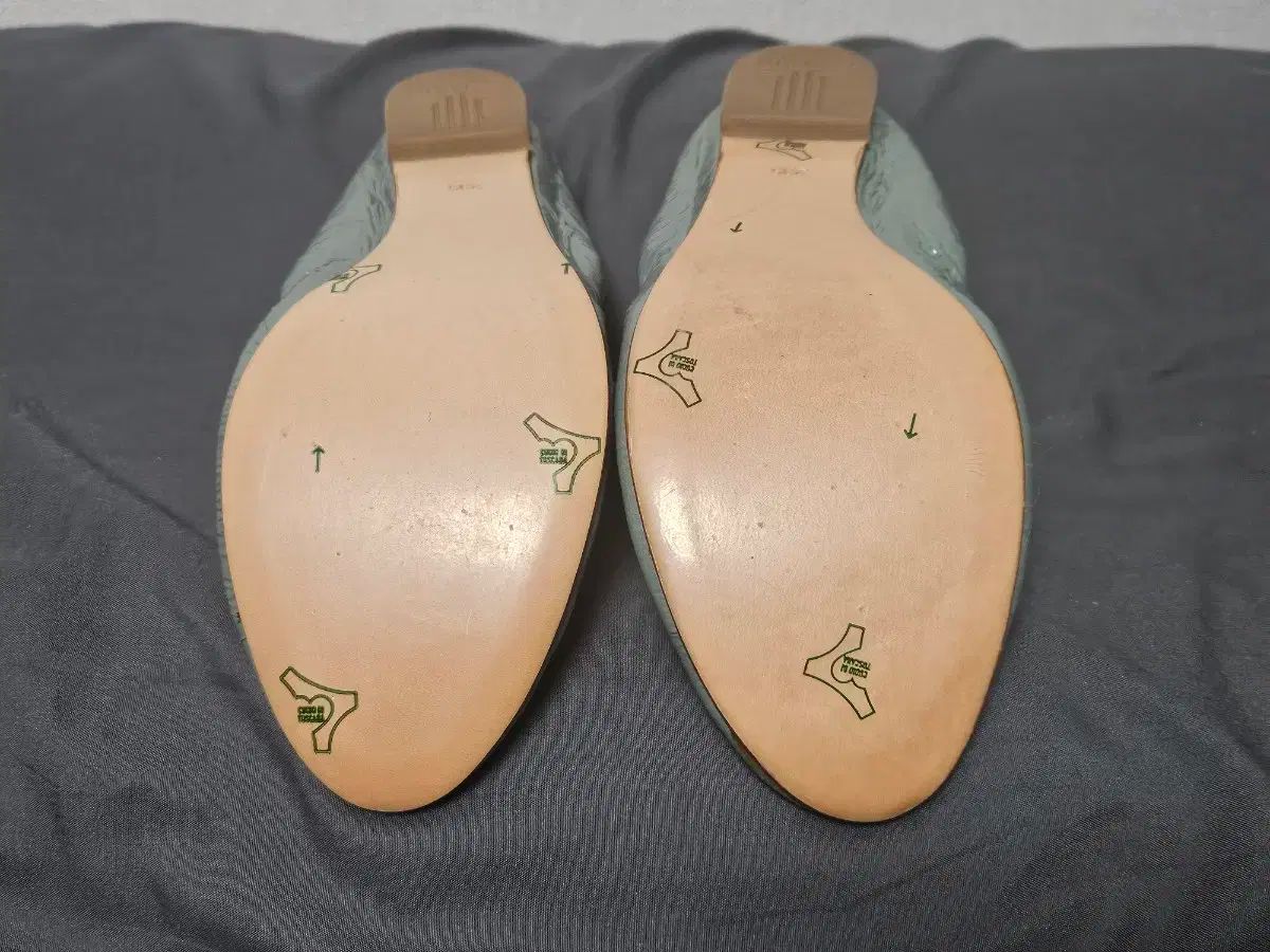 LANVIN パール バレリーナ フラットシューズ