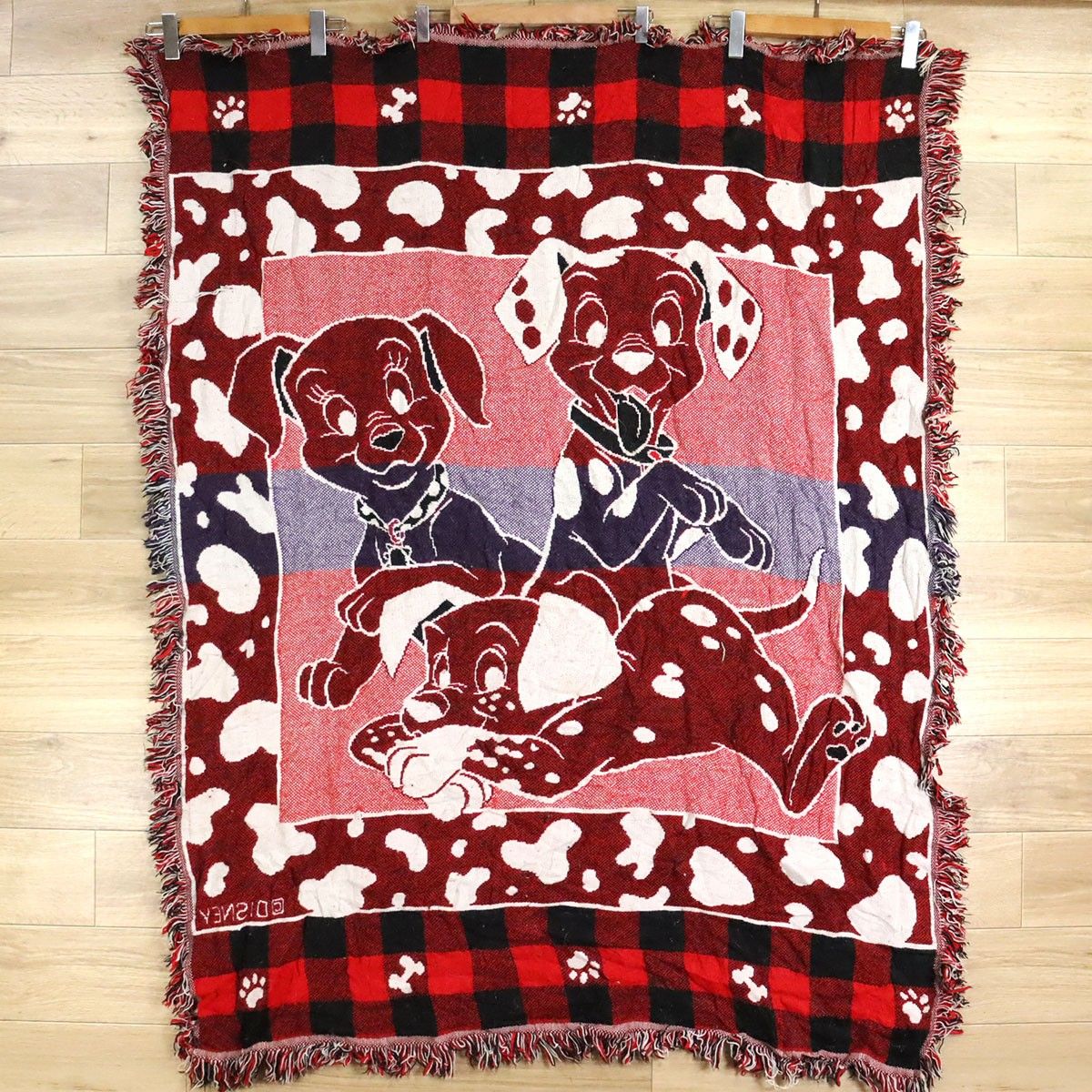 ディズニー ダルメシアン 子犬 タペストリー 101匹わわちゃん ラグ