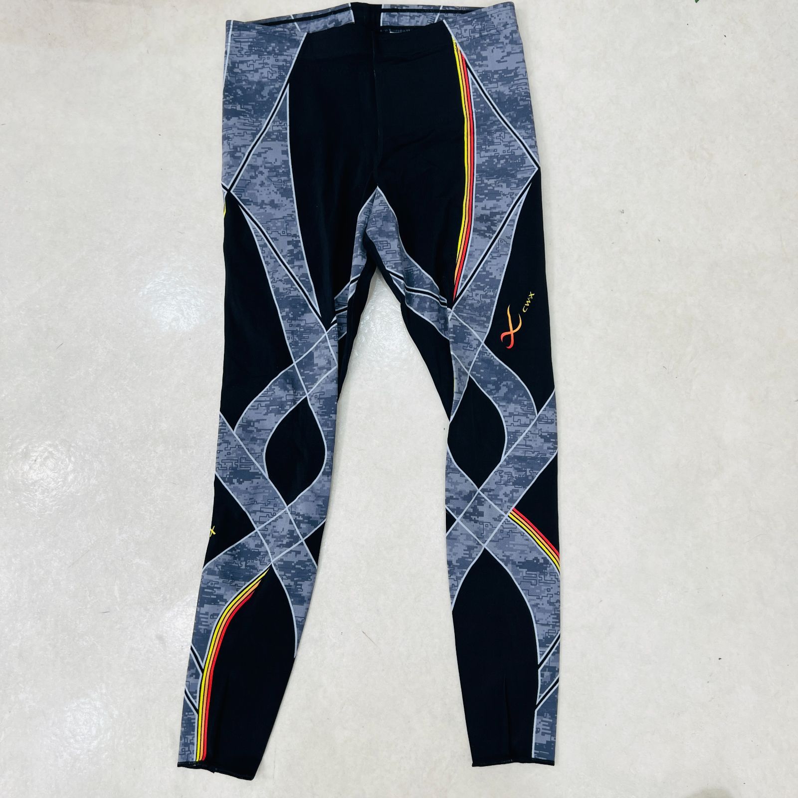 【極美品】CW-X ジェネレーターモデル　HZO-659　サイズL　メンズ CW-X ワコール スポーツタイツ HZO699 wacoal メンズ ジェネレーター