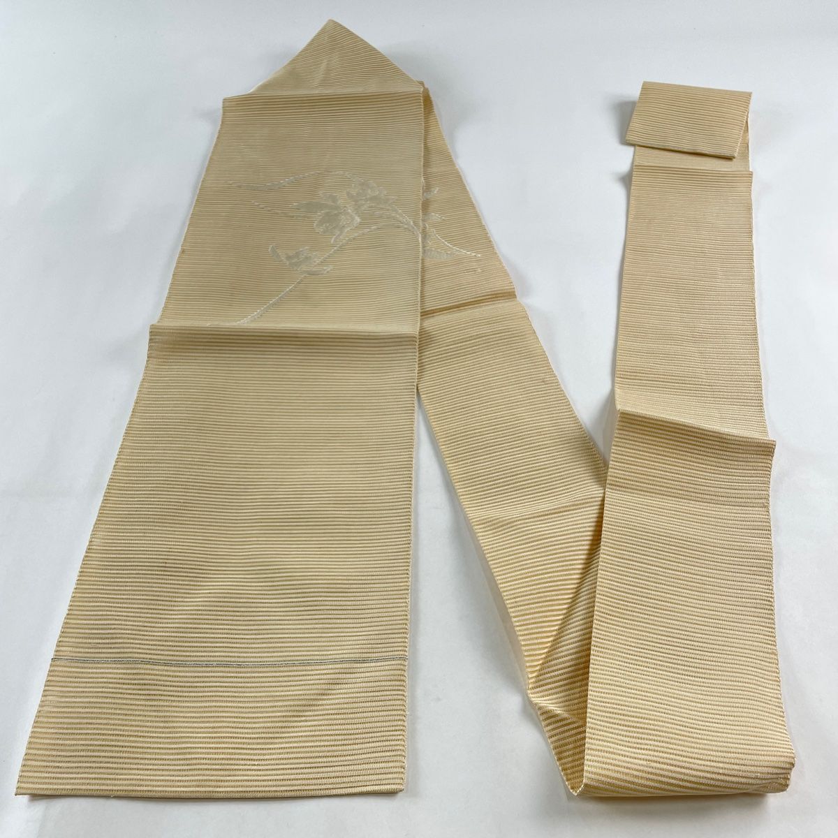 八寸名古屋帯　草花文　正絹 1000円売切り 名古屋帯 美しい草花 織出し 頭 八寸 正絹 MO-9758