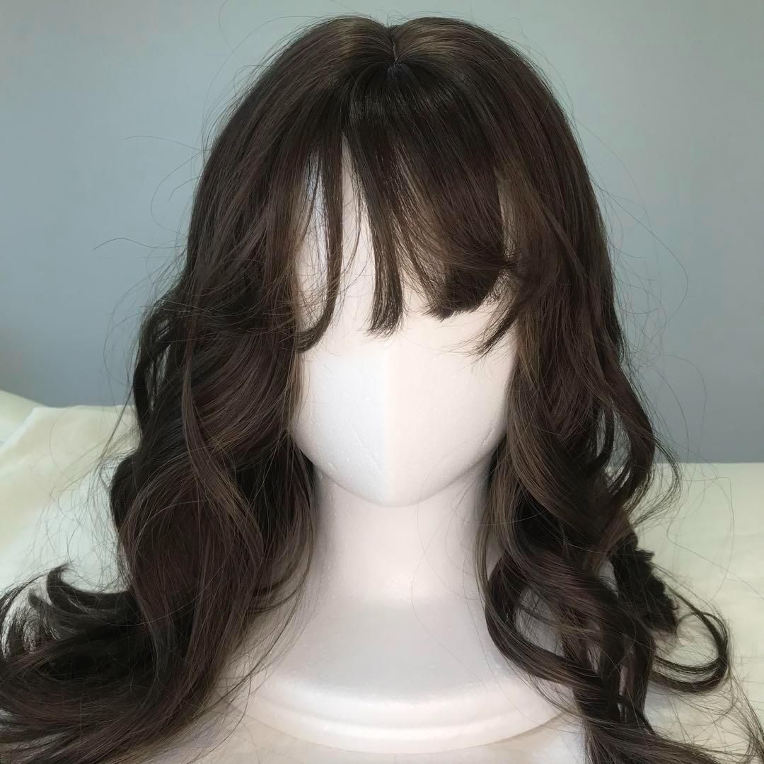 ユルフワウェーブ　前髪　アッシュブラウン　巻き髪　医療用　自然　コスプレ wig　フルウィッグ　ロングヘアー　縦カール　縦ウェーブ　変装　女装　かつら　 コスプレ　日常　前髪パッツン　ぱっつん　ぱっつん前髪　重めヘアー　重めロングヘアー　かわいい　韓国　アイドル