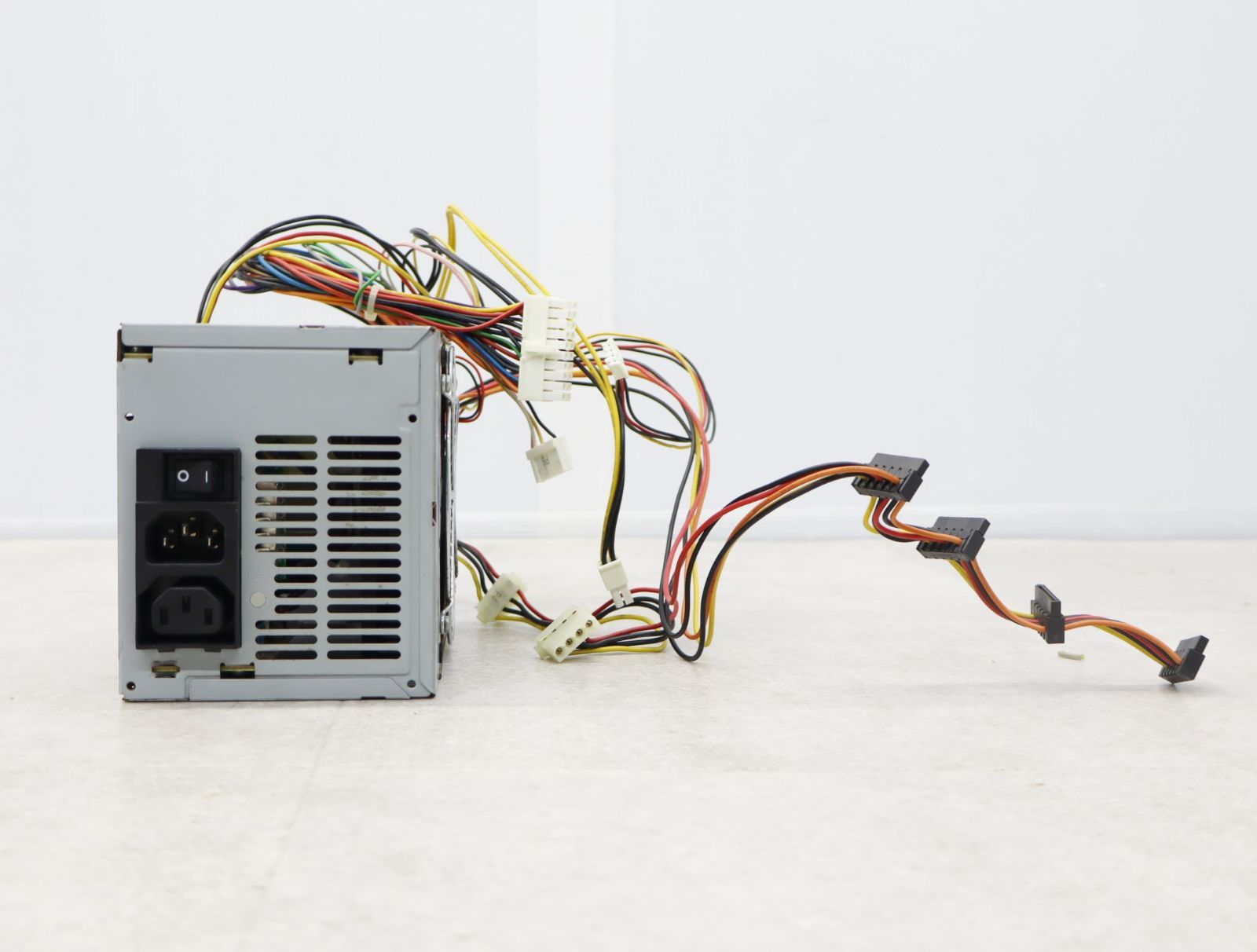｜ATX電源ユニット 300W｜HIPRO HP-W302HA12 PGE1012DS2 から取り出し ｜  O8462