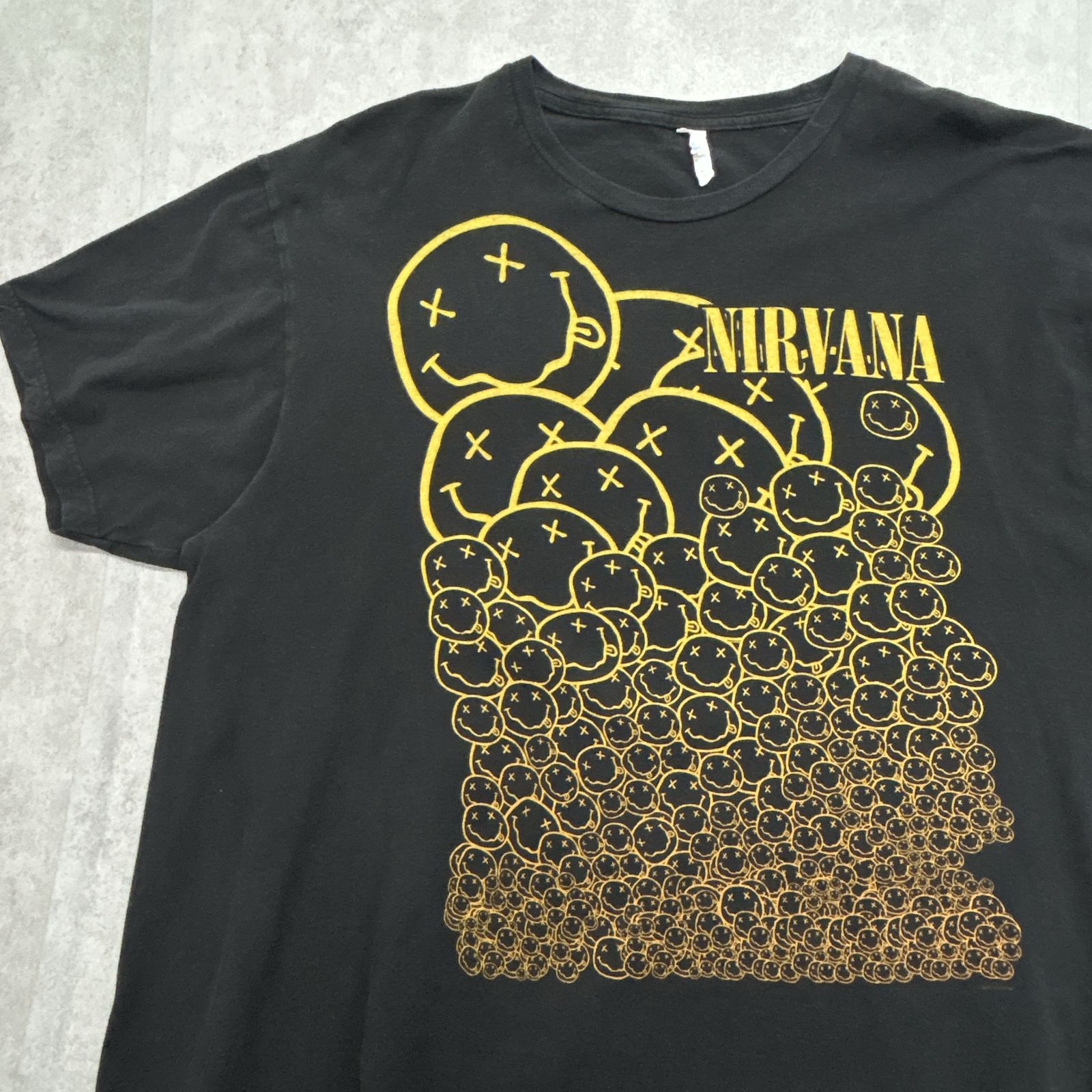 レアデザイン NIRVANA ニルヴァーナ ニコちゃんマークがいっぱい