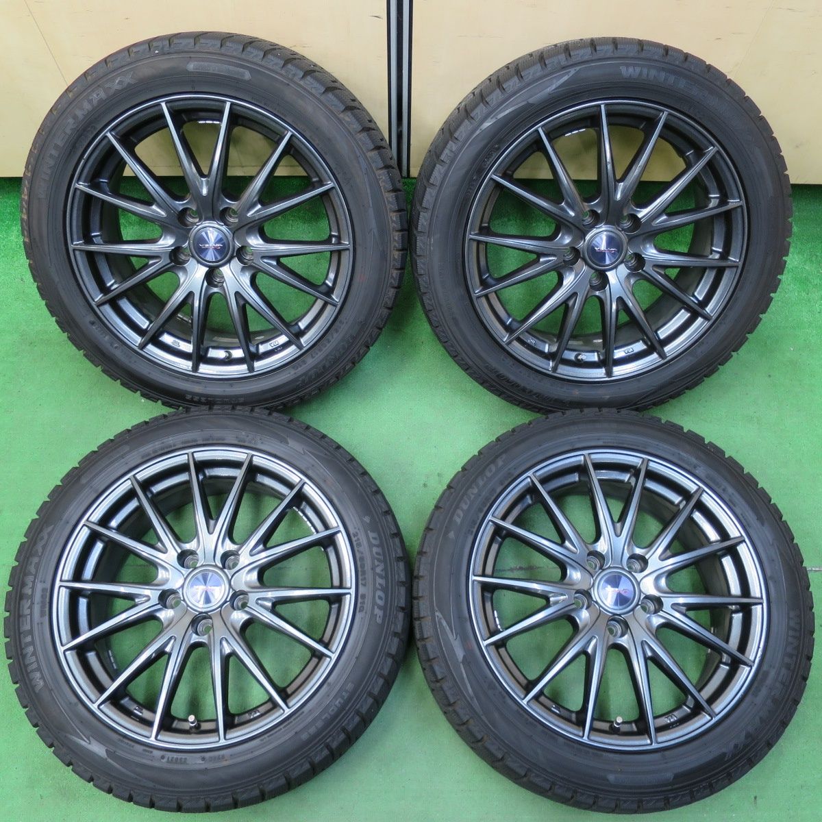*送料無料* バリ溝！21年！キレイ！9.5分スタッドレス 215/50R17 ダンロップ ウインターマックス WM02 VELVA SPORTZ ヴェルヴァ PCD114.3/5H4090807イス
