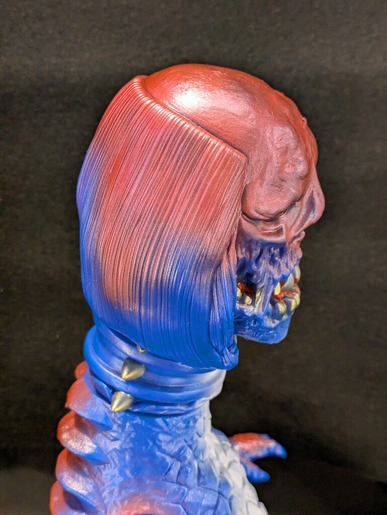 ZOLLMEN Longneck 月面怪獣 青成型 - メルカリ