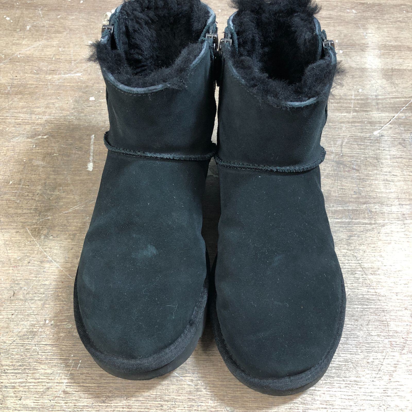 HOPEshop一覧✨未使用✨UGG アグ　ムートンブーツ　ジョスリン　ベルト　ブラック　24cm