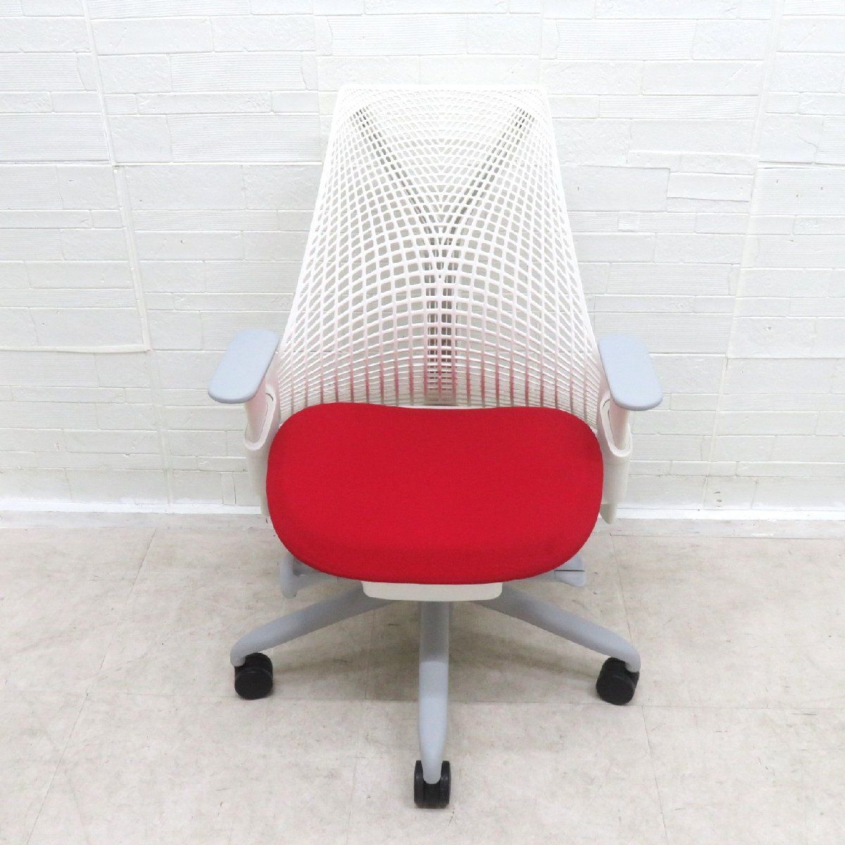 Herman Miller ハーマンミラー セイルチェア 肘付オフィスチェア AS1YA23HA-1560 ホワイト|レッド 事務椅子 EG17860 オフィス家具