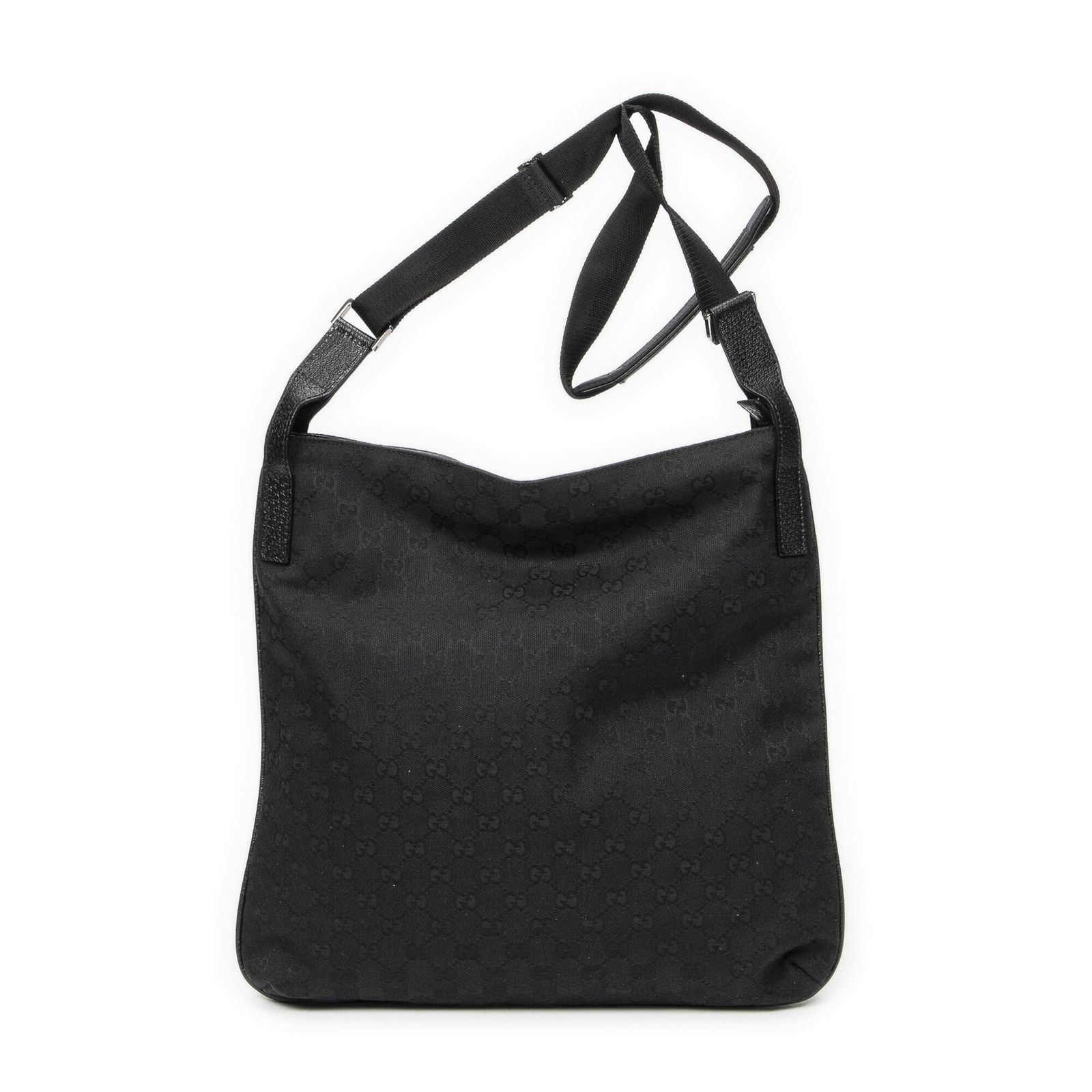 グッチラージフラットメッセンジャー黒GGキャンバスA