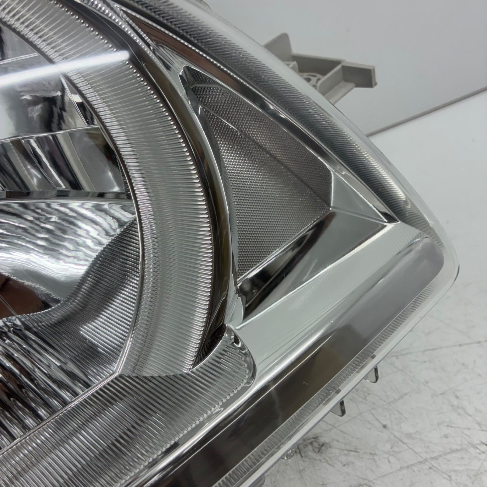 コーティング済 L455S L465S タント エグゼ カスタム ヘッドライト ランプ レンズ 右側 運転席側 R HID koito 100-51032 P71546