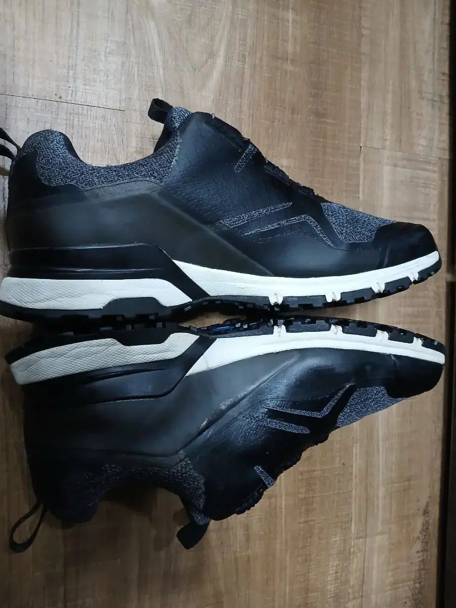 進歩 Kolon Sport コーロンスポーツ GORE-TEX ゴアテックス 軽量ハイキングブーツ 255mm