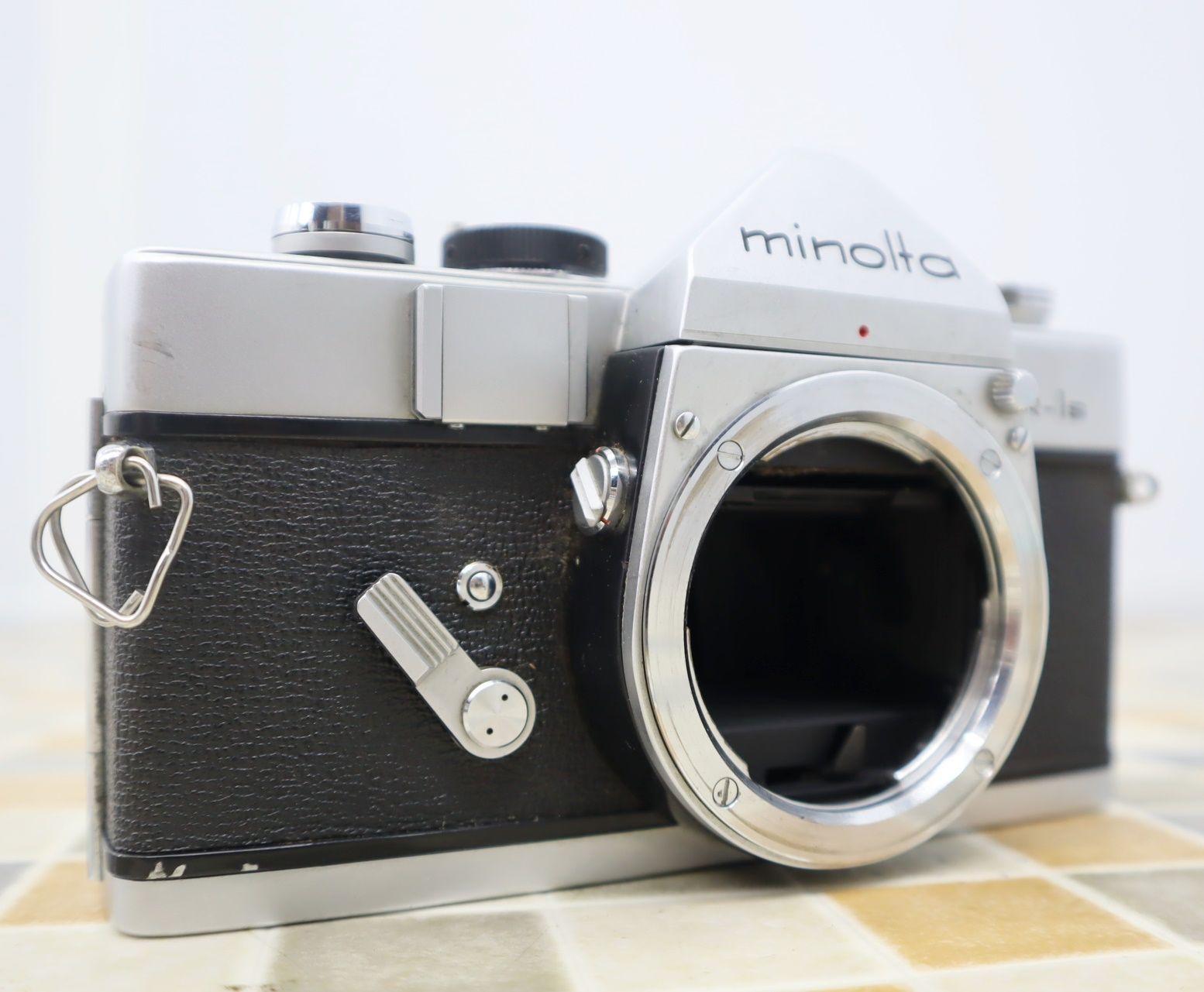 [美品] 完動品◎ミノルタ SR-1 ボディ フィルムカメラ #75 ∨オールド ｜フィルムカメラ ボディのみ｜MINOLTA ミノルタ SR