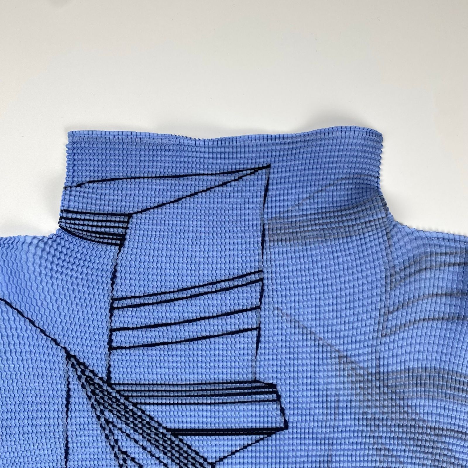 me ISSEY MIYAKE ミー イッセイミヤケ カットソー サイズ- A-POC INSIDE エーポックインサイド プリーツ プルオーバー ブランド古着【中古】20250722/RA5613 ISSEY MIYAKE - me ISSEY MIYAKE ミー イッセイミヤケ カットソー
