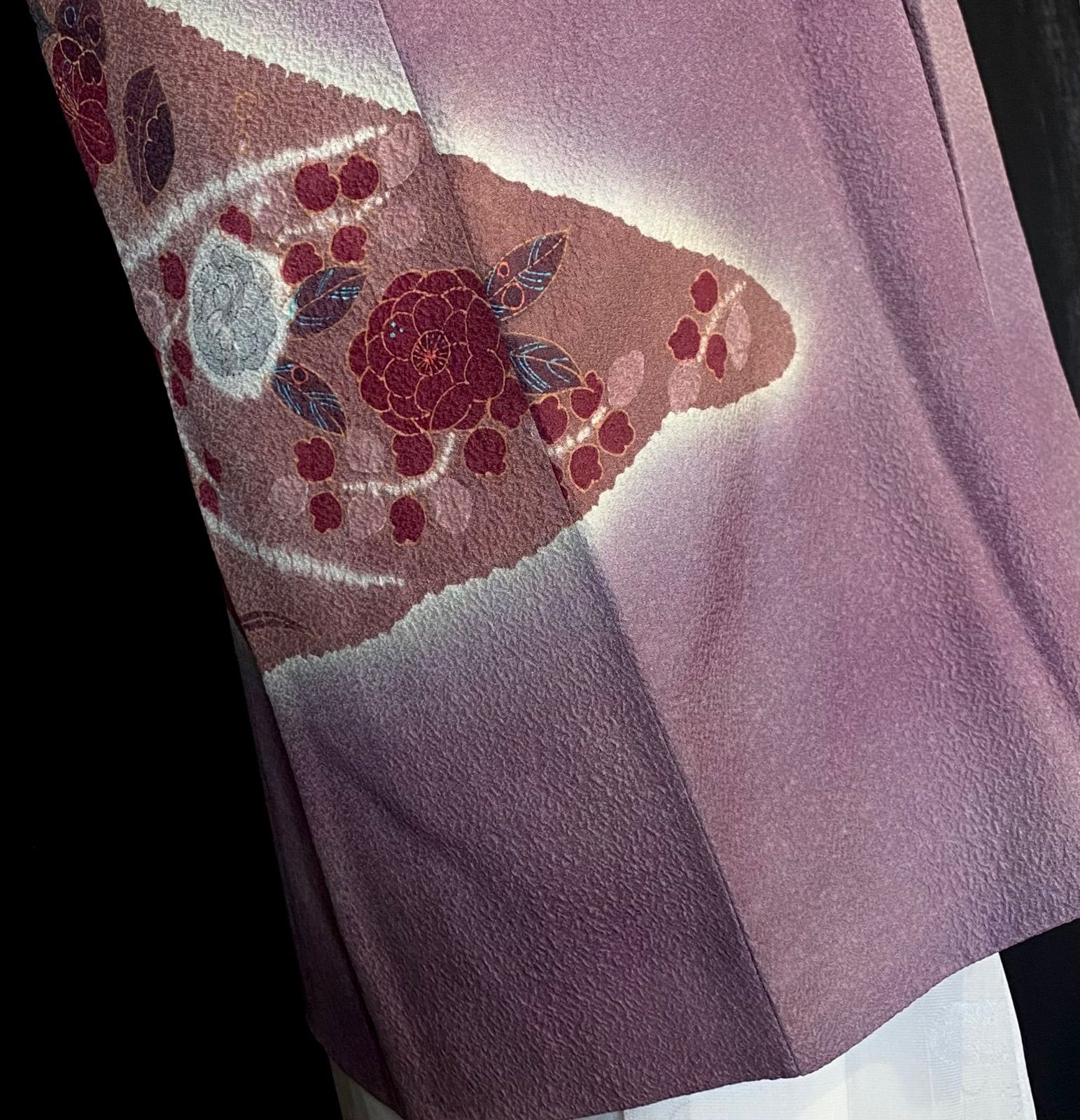 薄紫の花模様の道行〉SALE 絵羽 暈し染め しぼ 未使用に近い美品 裄  