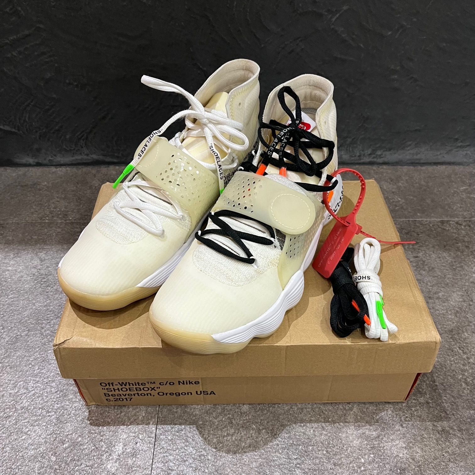 OFF-WHITE × NIKE THE TEN REACT HYPERDUNK 2017 オフホワイト × ナイキ ザ・テン リアクト  ハイパーダンク コラボ スニーカー AJ4578 100 27cm 65625A - メルカリ