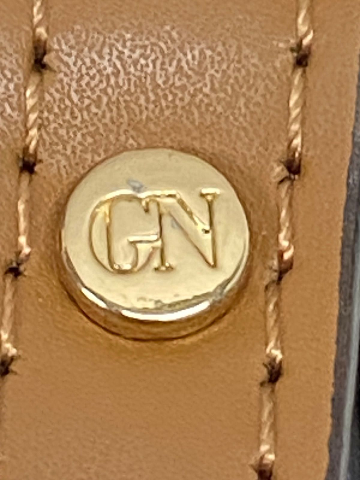 ショルダーバッグ