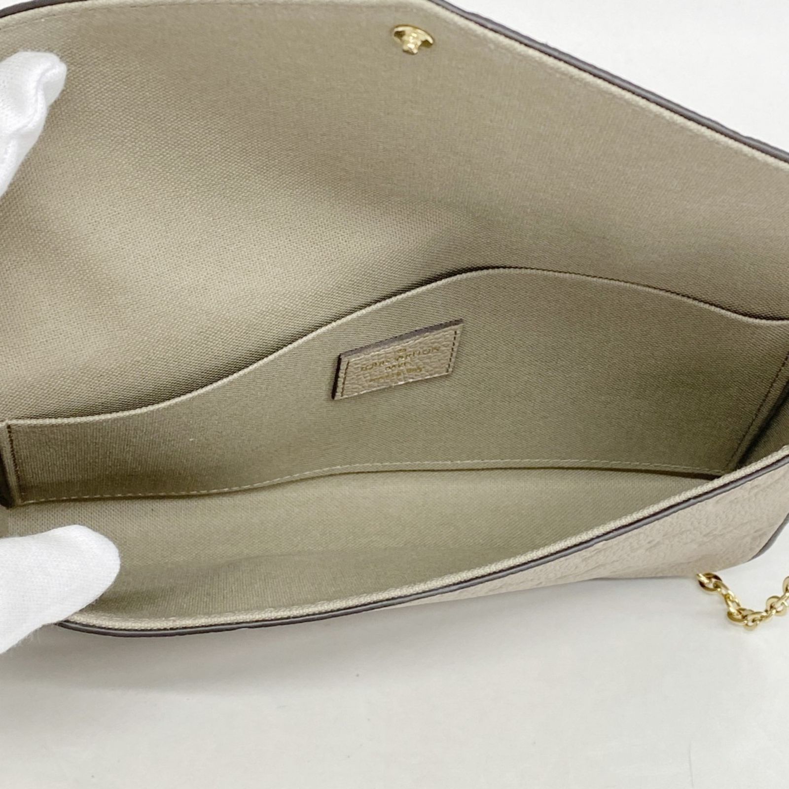 Vuitton