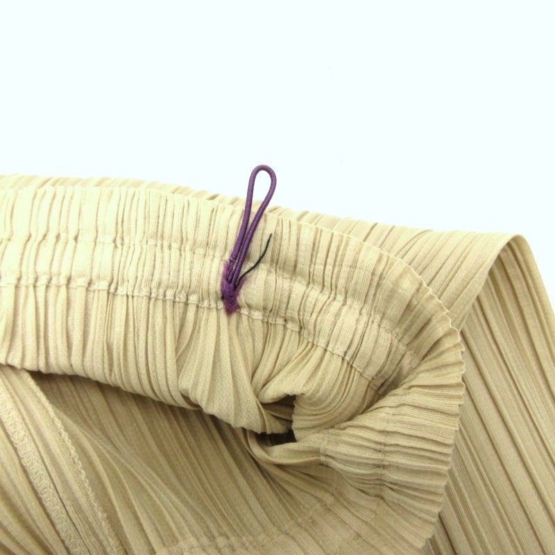 PLEATS