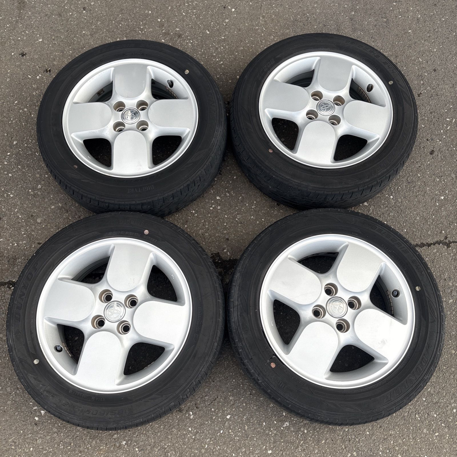 引き取り 送料無料 トヨタ シエンタ 純正ホイールタイヤセット 185|60R15 15×5.5J