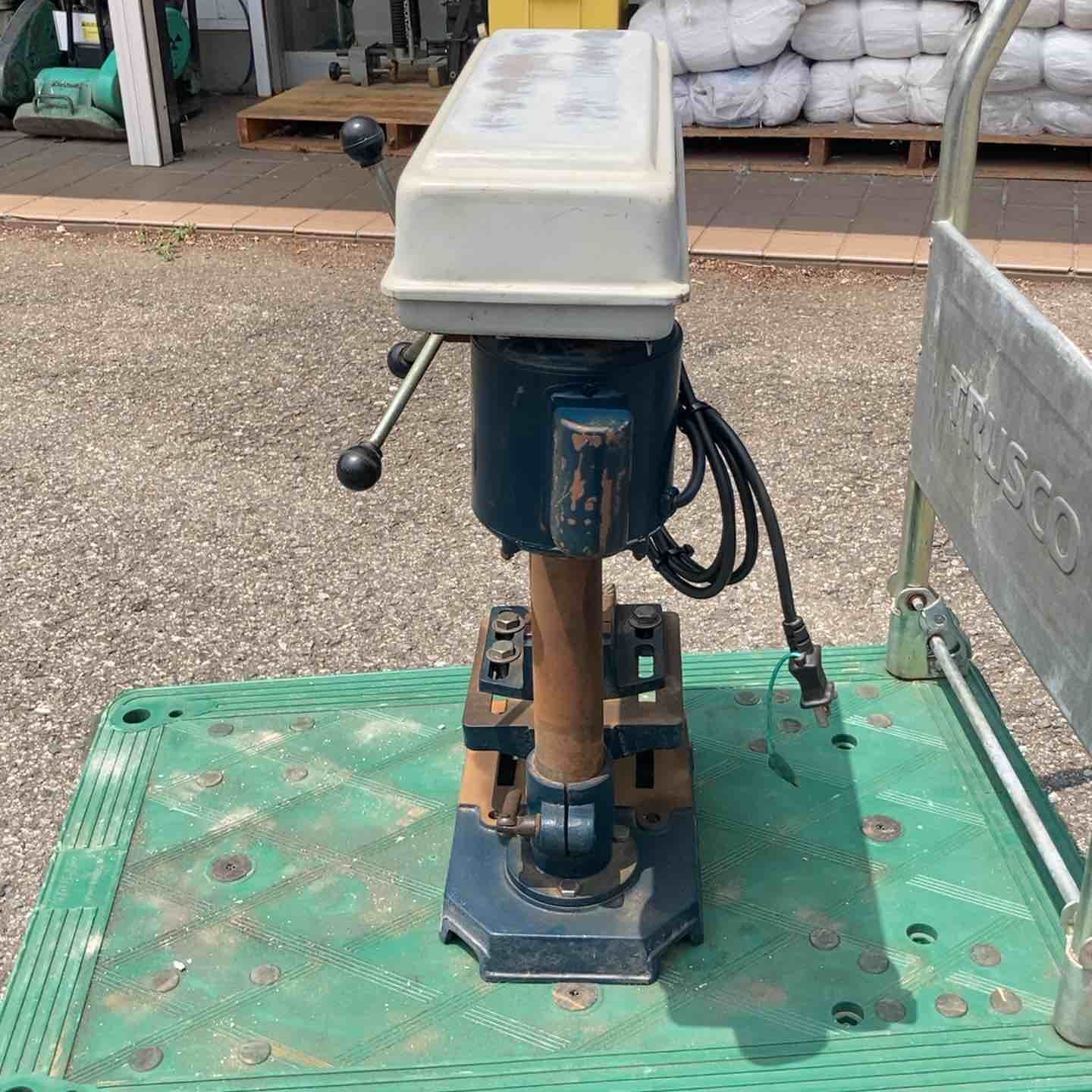 ナカトミ産業 Tool 卓上ボール盤　DP-180　中古　リサイクルショップ宮崎屋住吉店25.1.28 ナカトミ産業 兵庫県発 卓上ボール盤 DP-180 HOMETOOL HOMETool 卓上