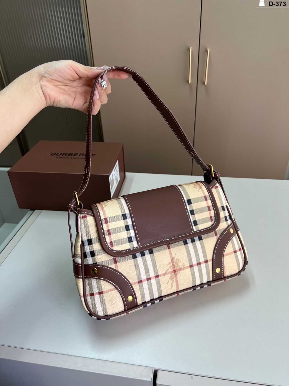 超大特価❗️BURBERRY ショルダーバッグ ❗️ Burberry ハイランド ショルダーバッグ ミニ | ニュートラル