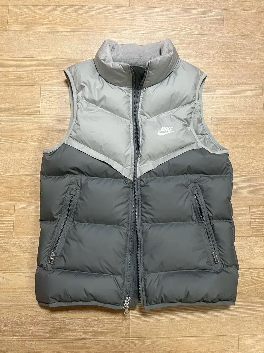 Nike ナイキ ダウンベスト