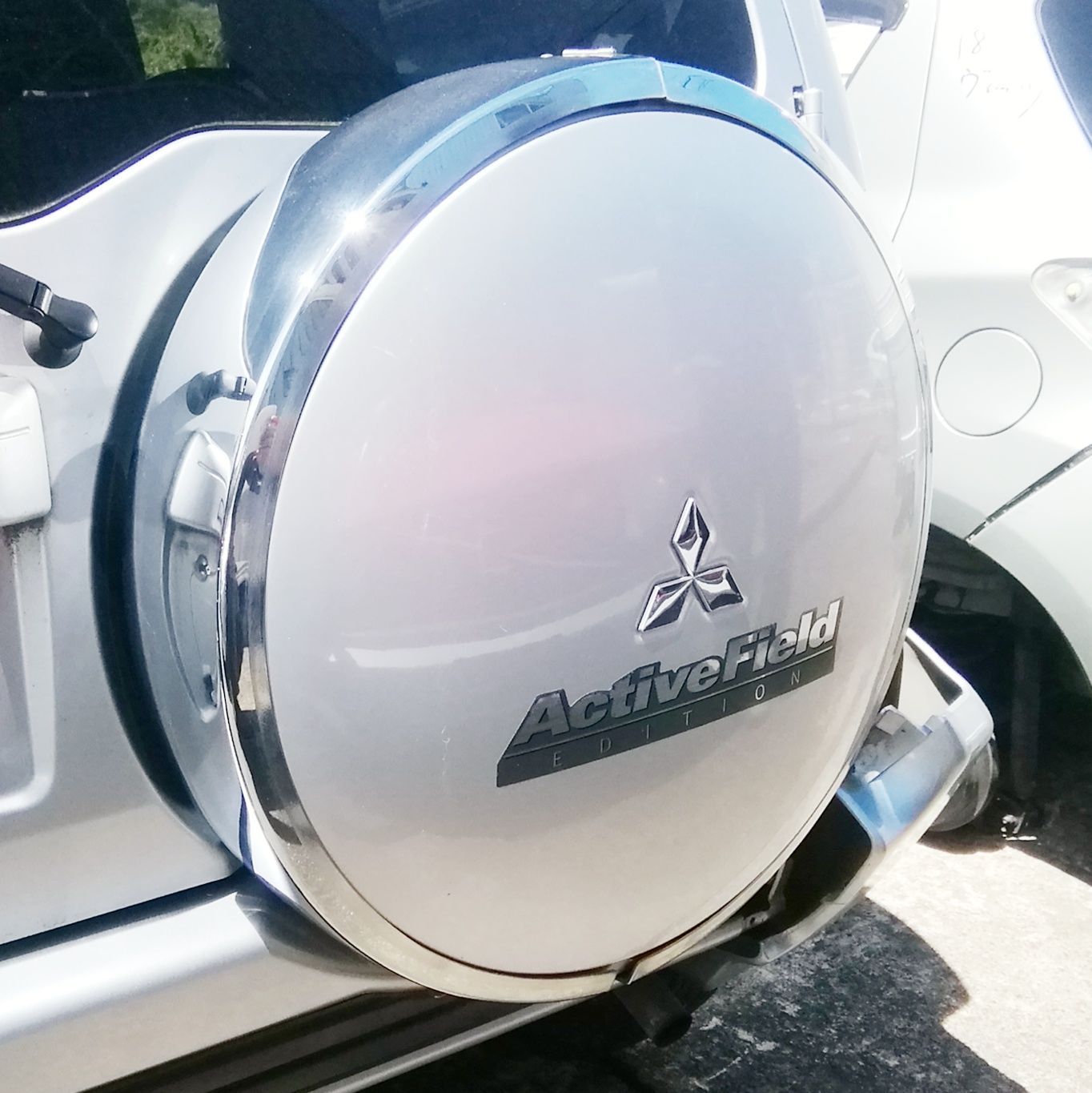 パジェロミニ スペアタイヤカバー H58A 白 パジェロミニ スペアタイヤ