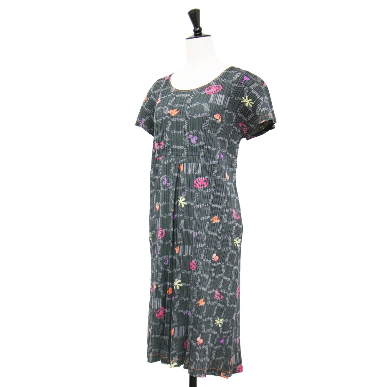 PLEATS PLEASE プリーツプリーズ　フレア　ワンピース　サイズ　4 PLEATS PLEASE プリーツプリーズ フレア ワンピース サイズ 4