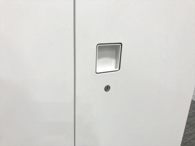 オカムラ ネオホワイト