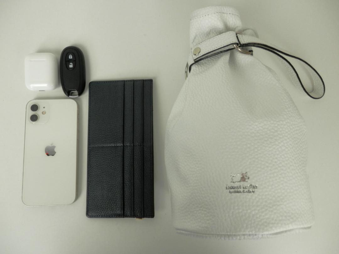 本革巾着バック ショルダー付 ホワイト 大人レザーHashimoto 匠