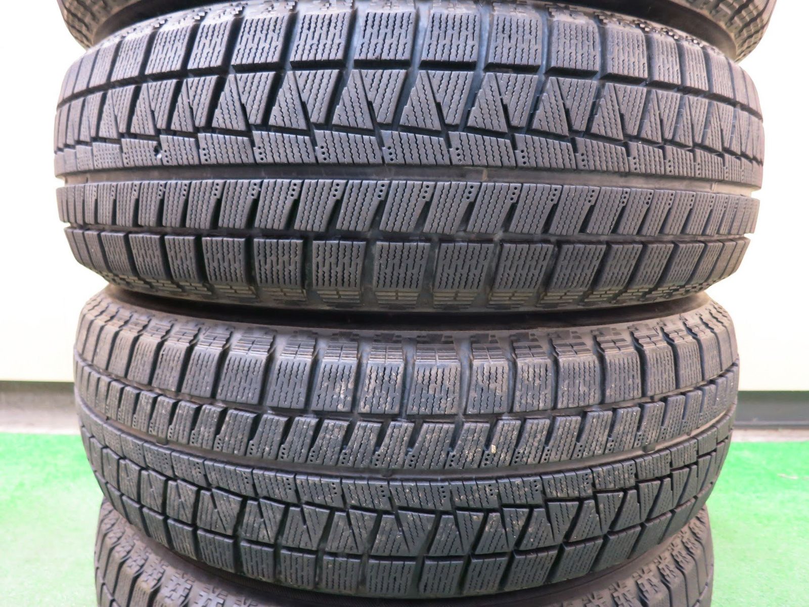 送料無料]バリ溝！8.5分☆スタッドレス 175/65R15 ブリヂストン アイスパートナー2 タイヤ 15インチ アクア カローラ  等☆3020109ヒスタ - メルカリ