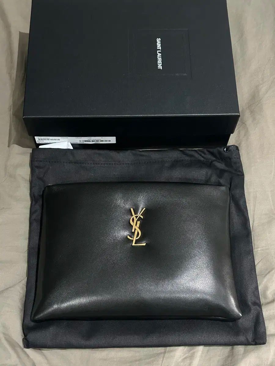 Saint Laurent サンローラン カリプソ ラムスキン スモール ポーチ YVES SAINT LAURENT イヴ サンローラン