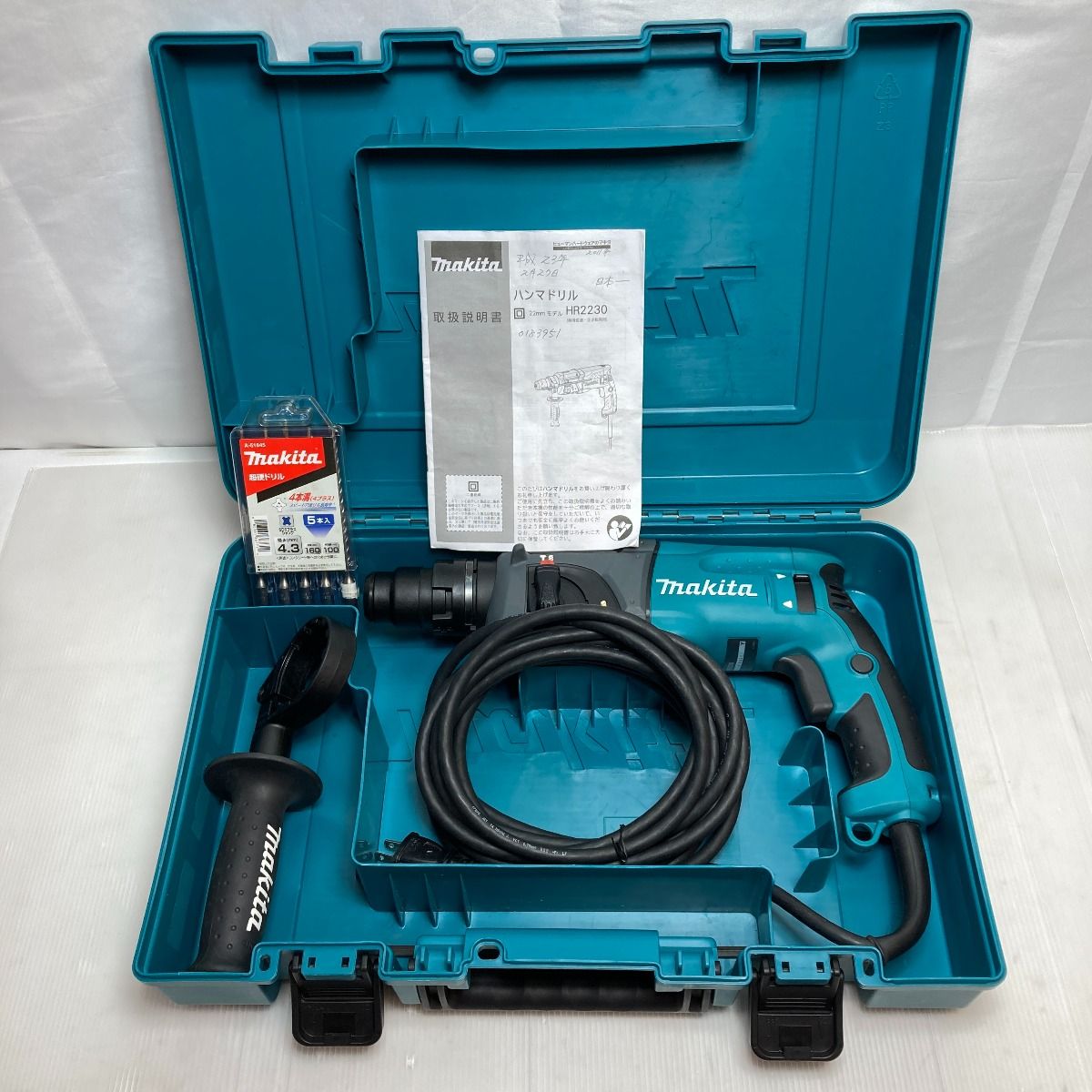 MAKITA マキタ 22mm SDSプラス コード式ハンマドリル ケース付 HR2230