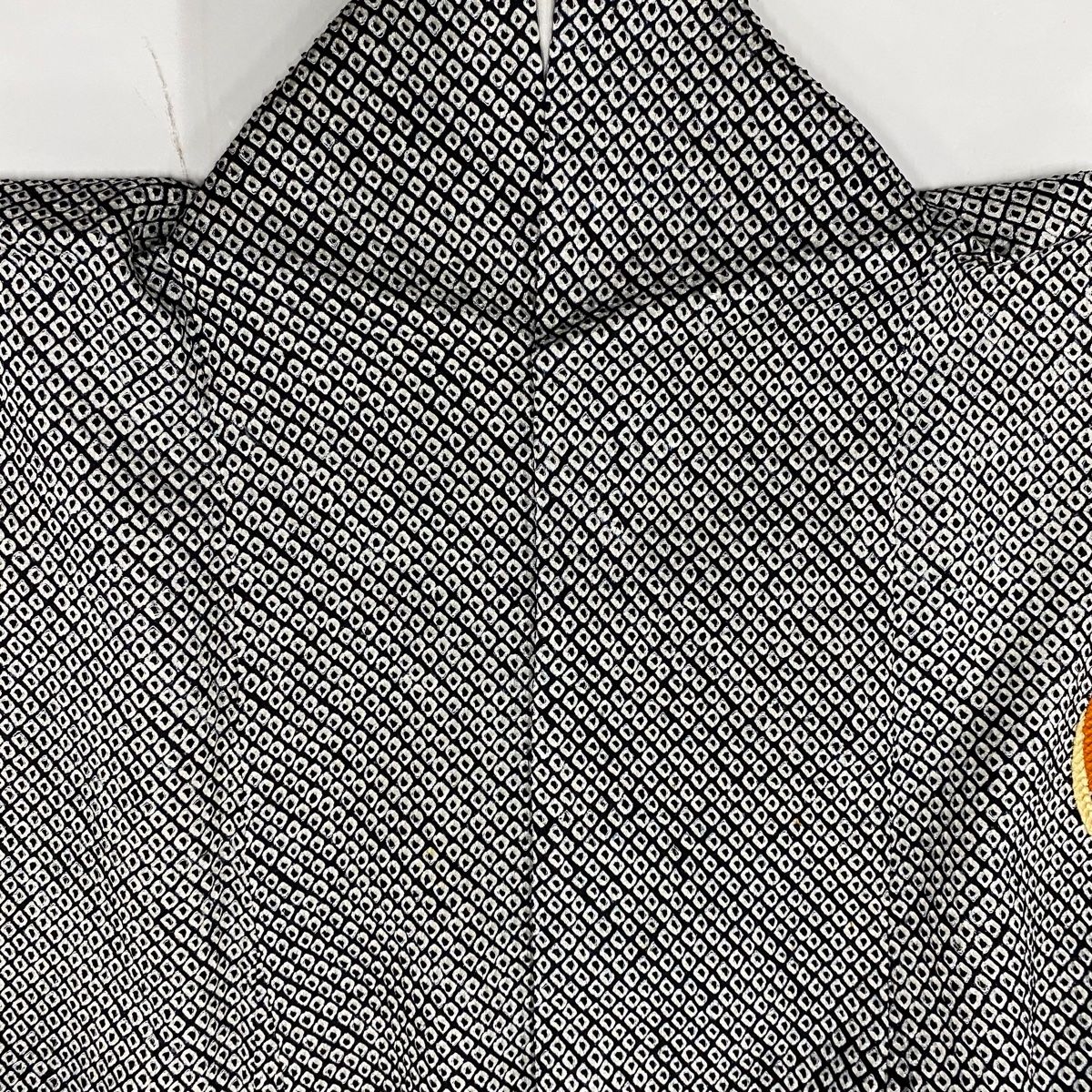 付下げ 身丈159cm 裄丈64.5cm M 袷 組紐 刺繍 総絞り 黒 正絹 秀品