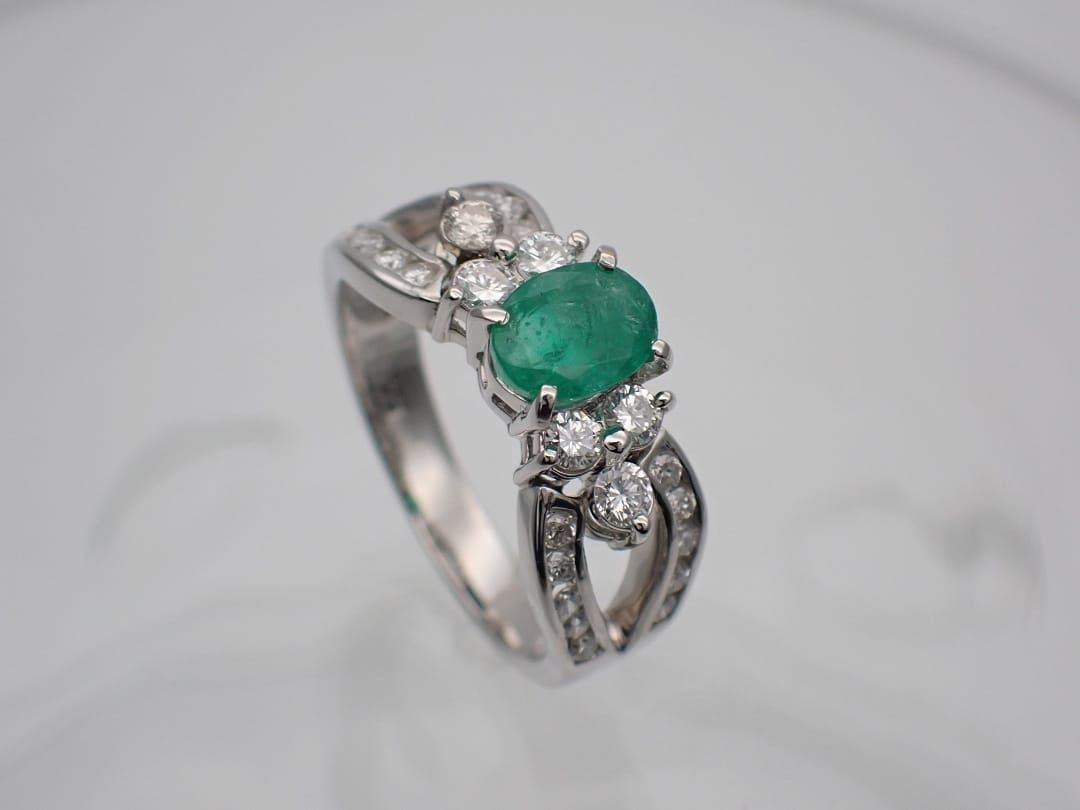 PT900 プラチナ ダイヤ エメラルド リング D0.54ct 10号 6.05g 中古A+  