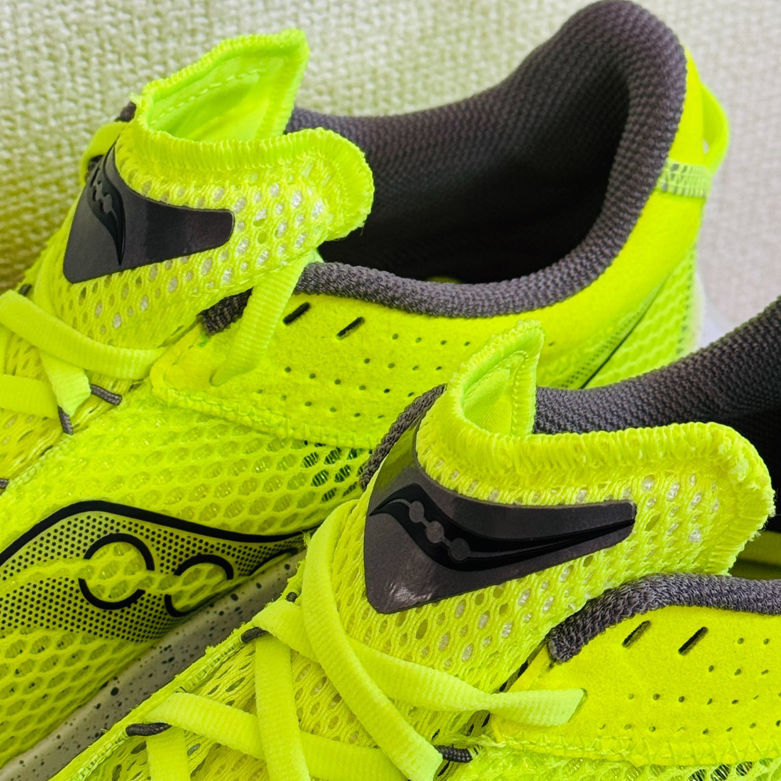 SAUCONY サッカニー 25.0cm KINVARA 14 キンバラ 14 S20823-06