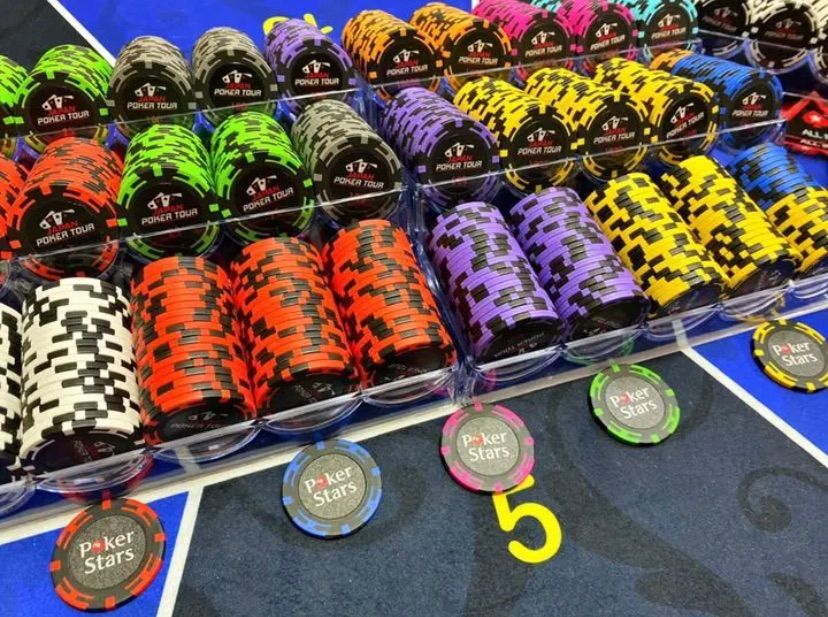 TK.0606　Japan Poker Tour ポーカーチップ600枚 Japan Poker Tour ポーカーチップ 100枚 - メルカリ