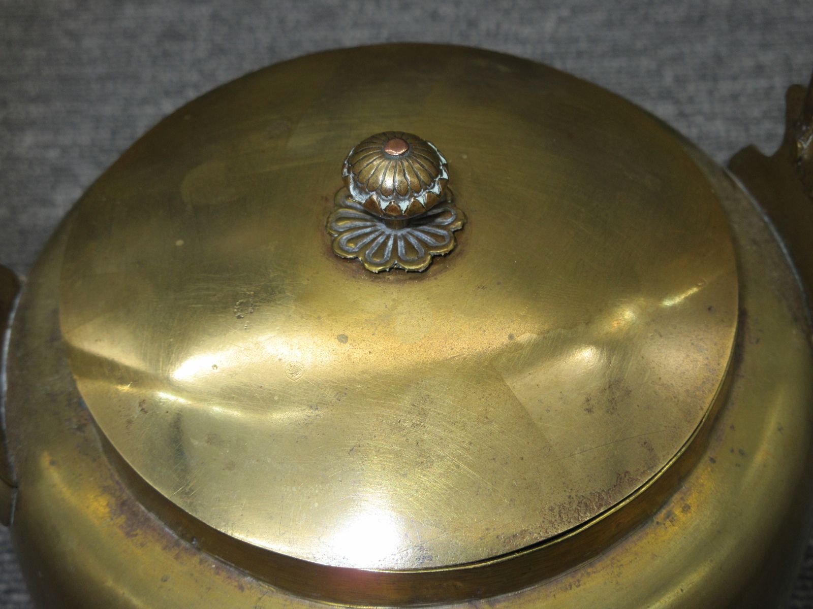 アンティークの湯沸かし