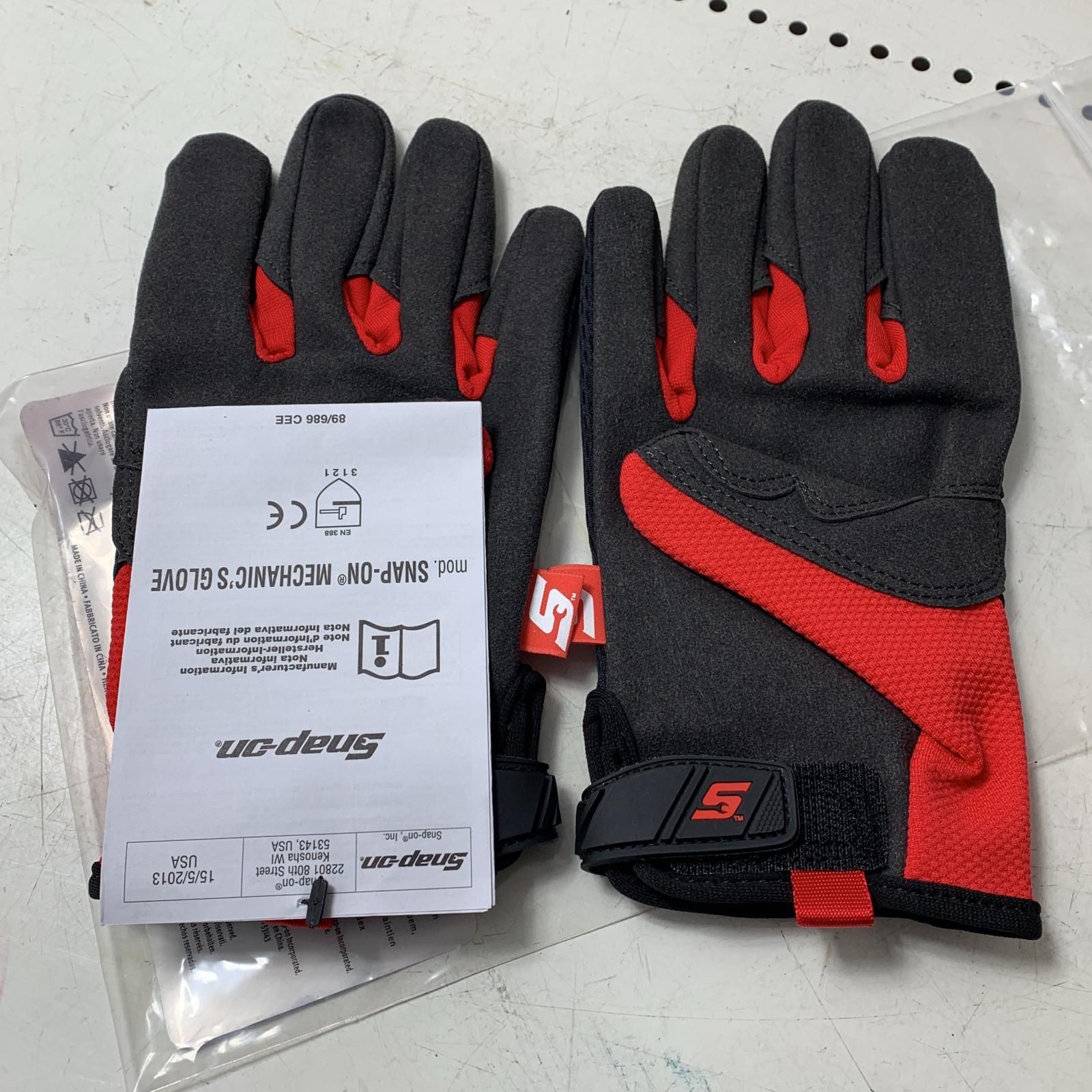 €€Snap-on