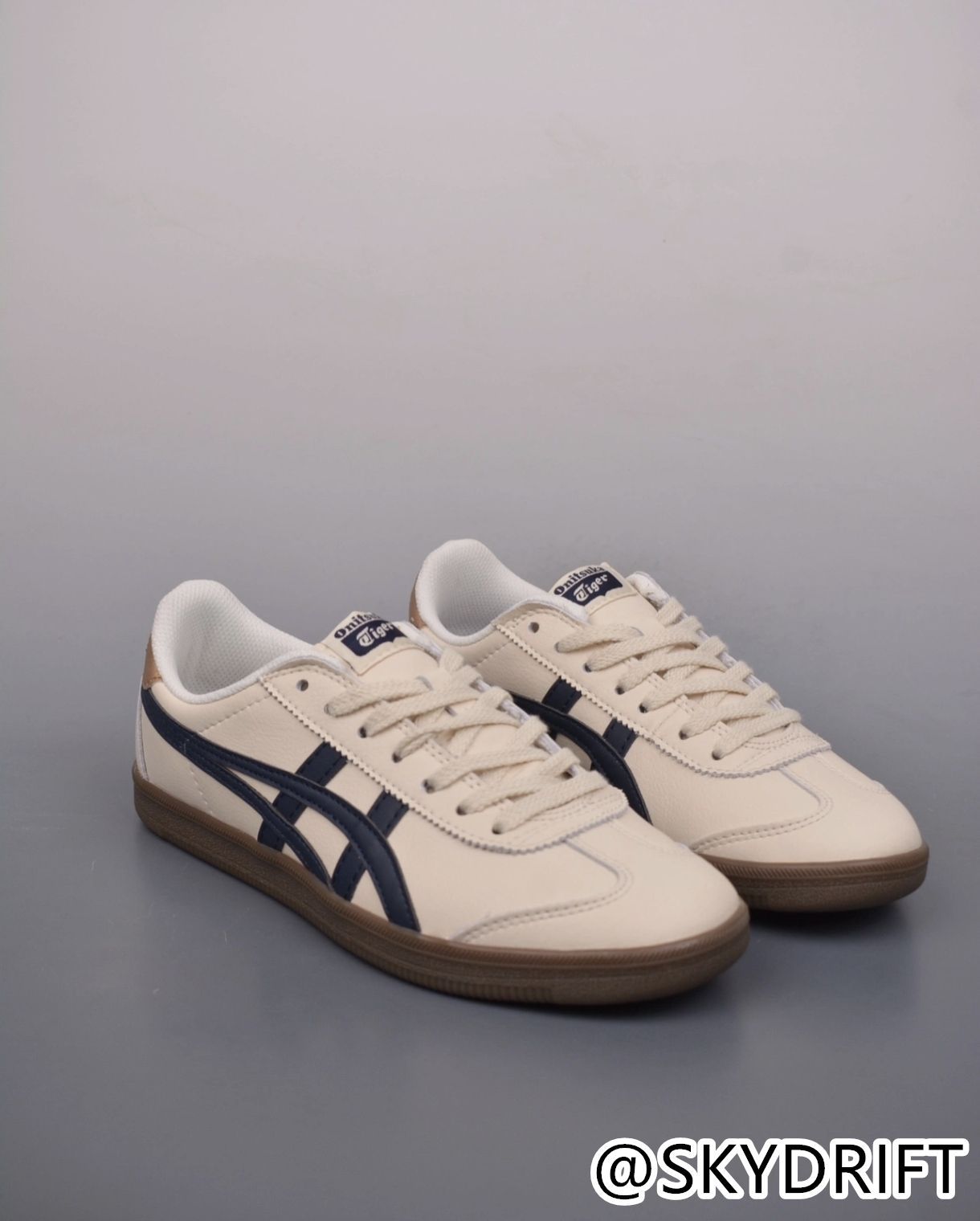 特大トゥイーティー Onitsuka Tiger Tokuten オニツカタイガー トクテン バーチ アイアン