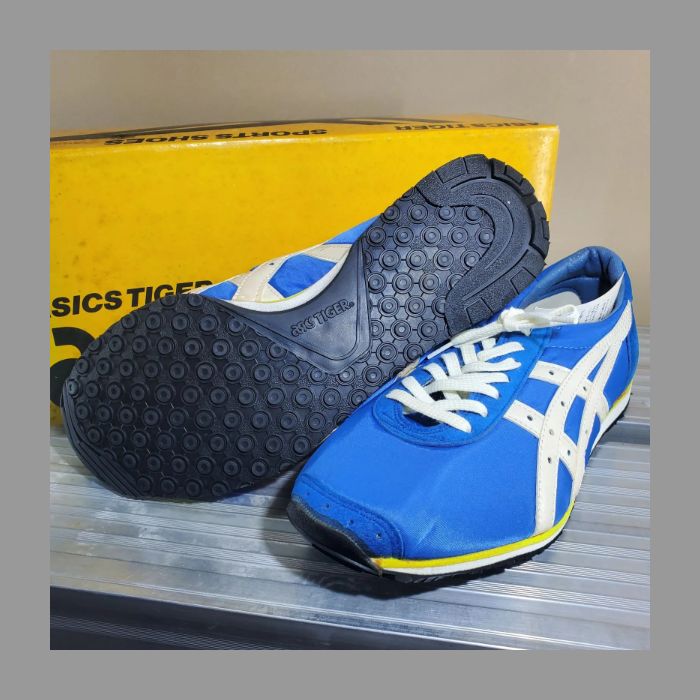 激レア！超希少！デッドストック！80sアシックスタイガー！サッカーシューズ 激レア！超希少！デッドストック！80sアシックスタイガー