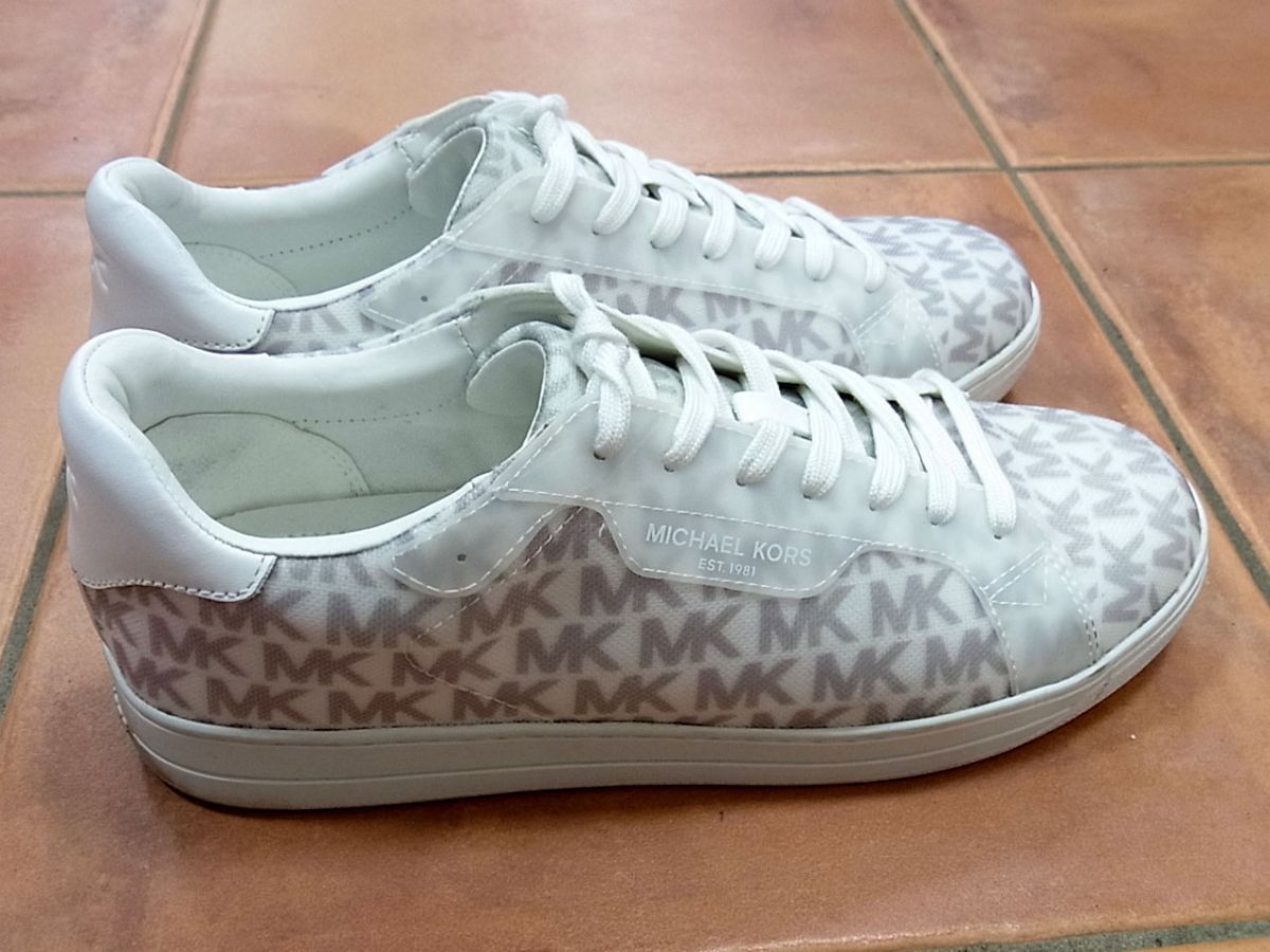 Michael Kors(マイケルコース) スニーカー ロゴ シューズ 靴 MICHAEL KORS - 新品 マイケルコース ロゴスニーカーの通販 by