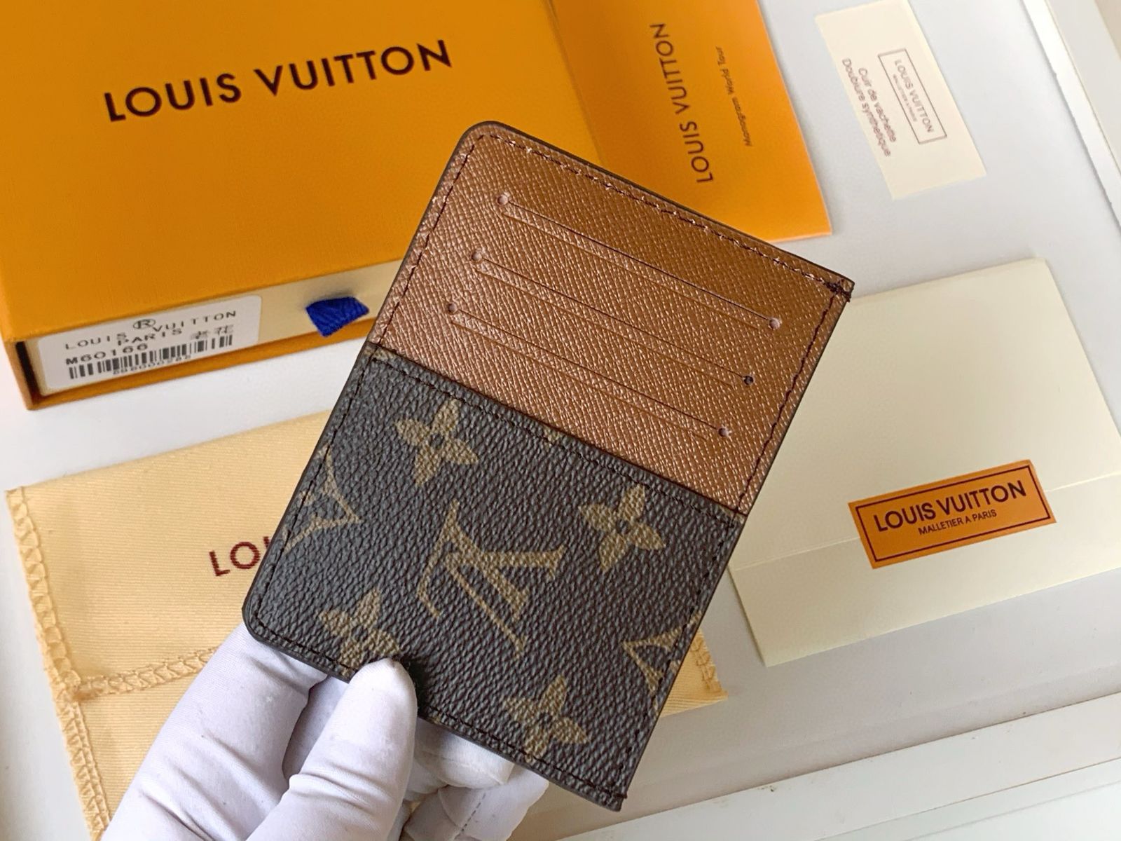 LOUIS VUITTON (ルイヴィトン)  カード入れ/名刺入れカード入れレディースファッション 人気 新作 （08092704）