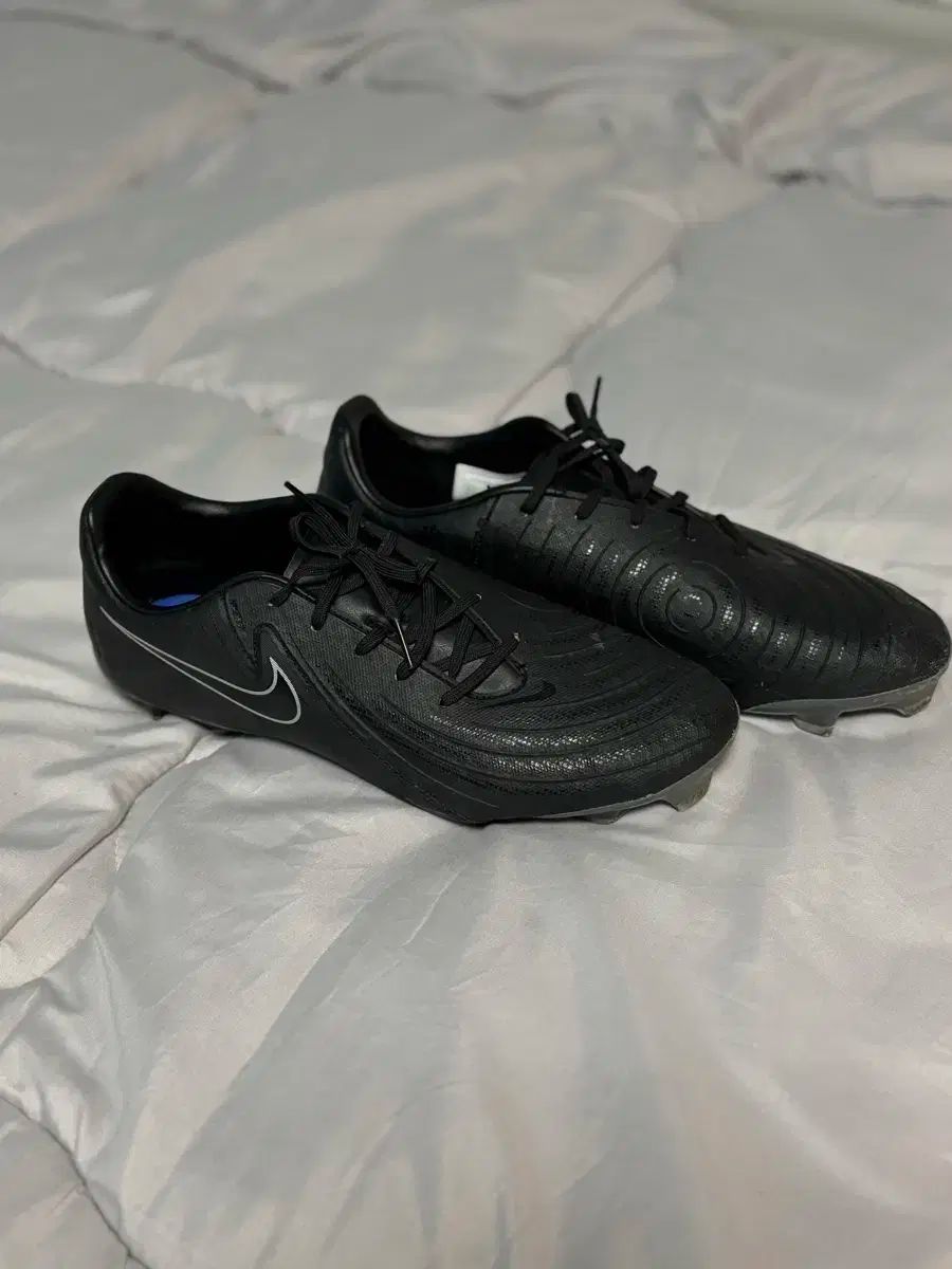 NIKE ナイキ ファントム gx アカデミー サッカーシューズ 275