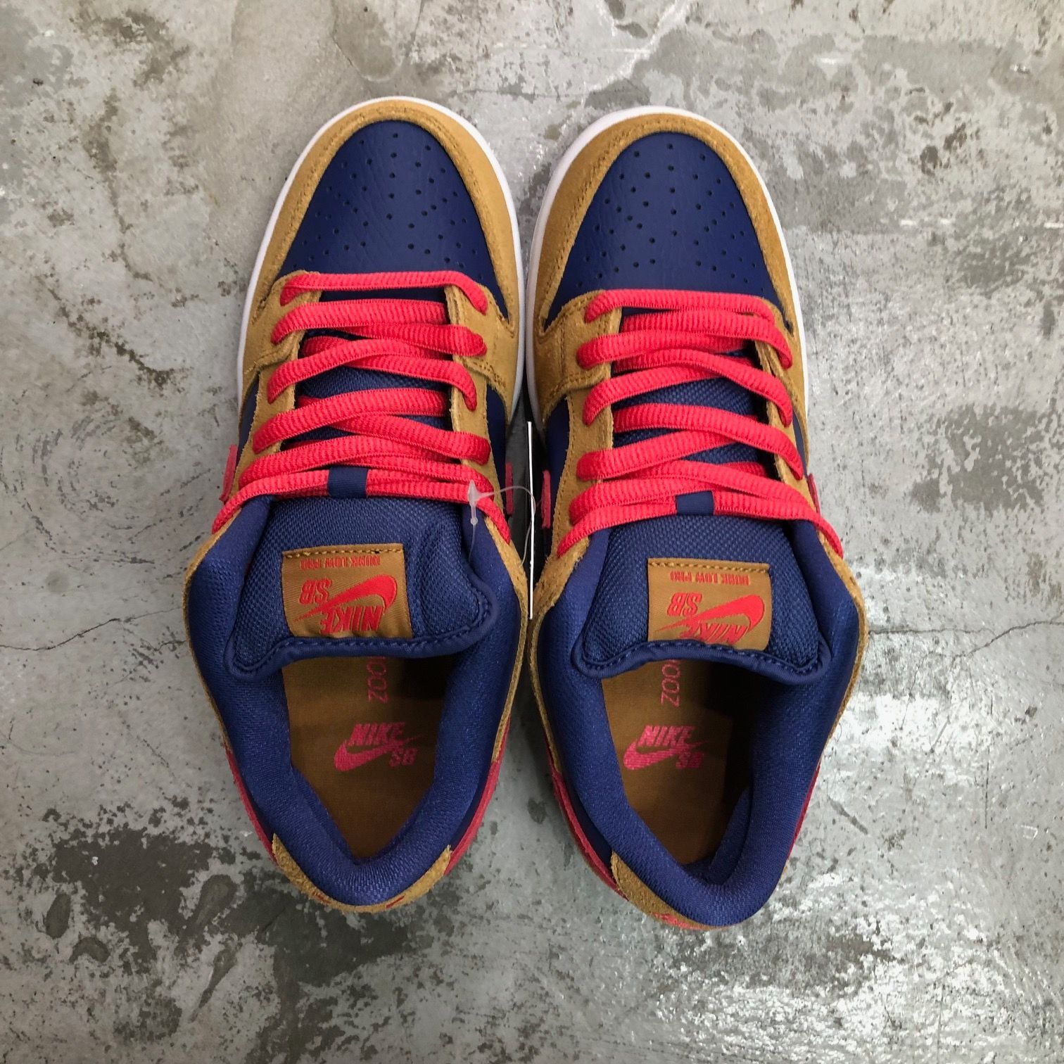 新品 国内正規 NIKE SB Dunk Low Pro Wheat and Purple BQ6817-700 