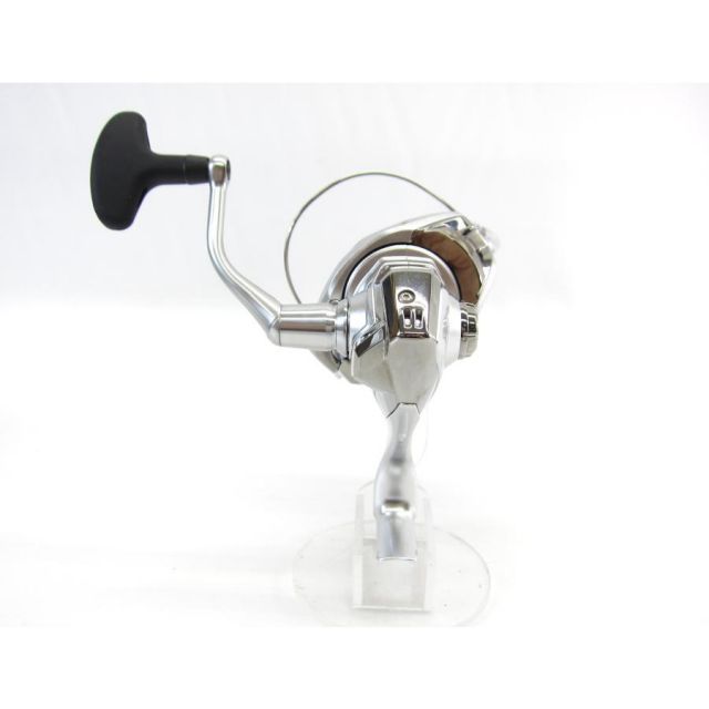 スピニングリール